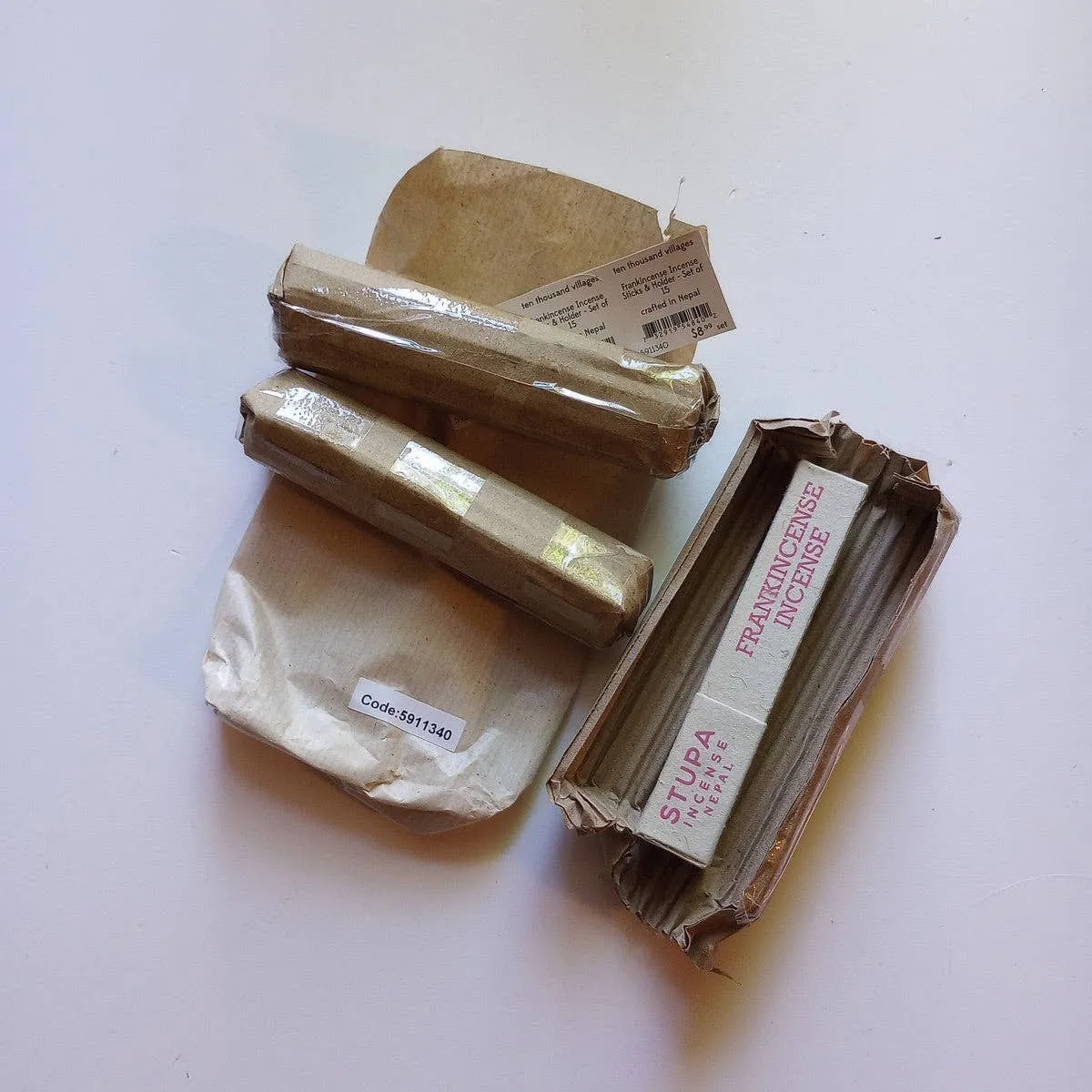 Frankincense Incense Sticks & Holder - Set of 15
