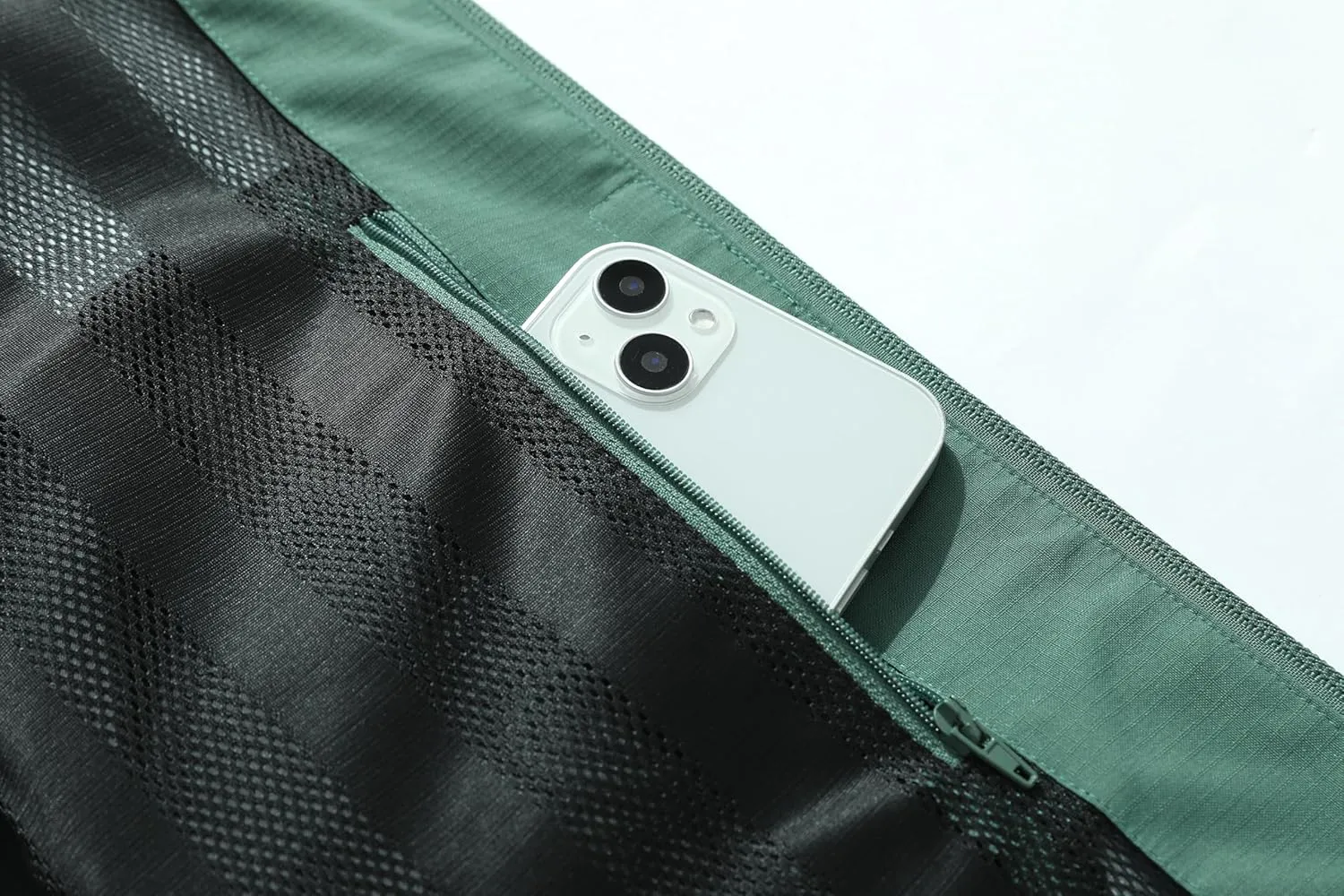 Women's Waterproof Raincoat Lightweight Rain Jacket Detachable Hood Travel Outdoor